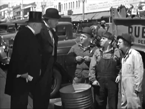 The Three Stooges in the movie Hoi Polloi.